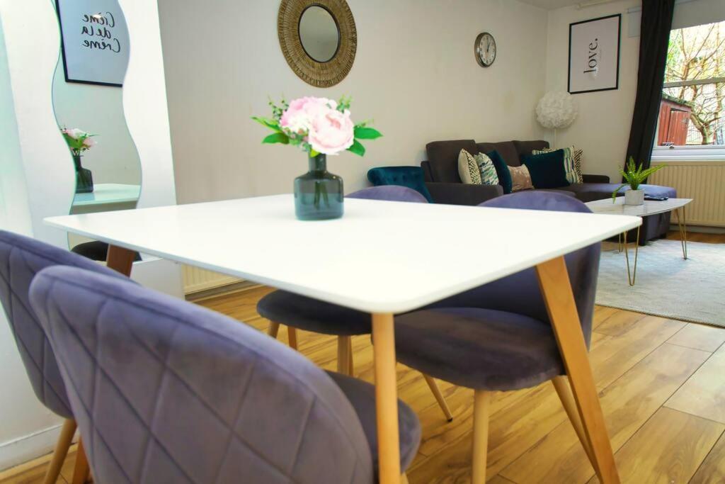Апартаменты Two Bed House Near Kings Cross Лондон Экстерьер фото